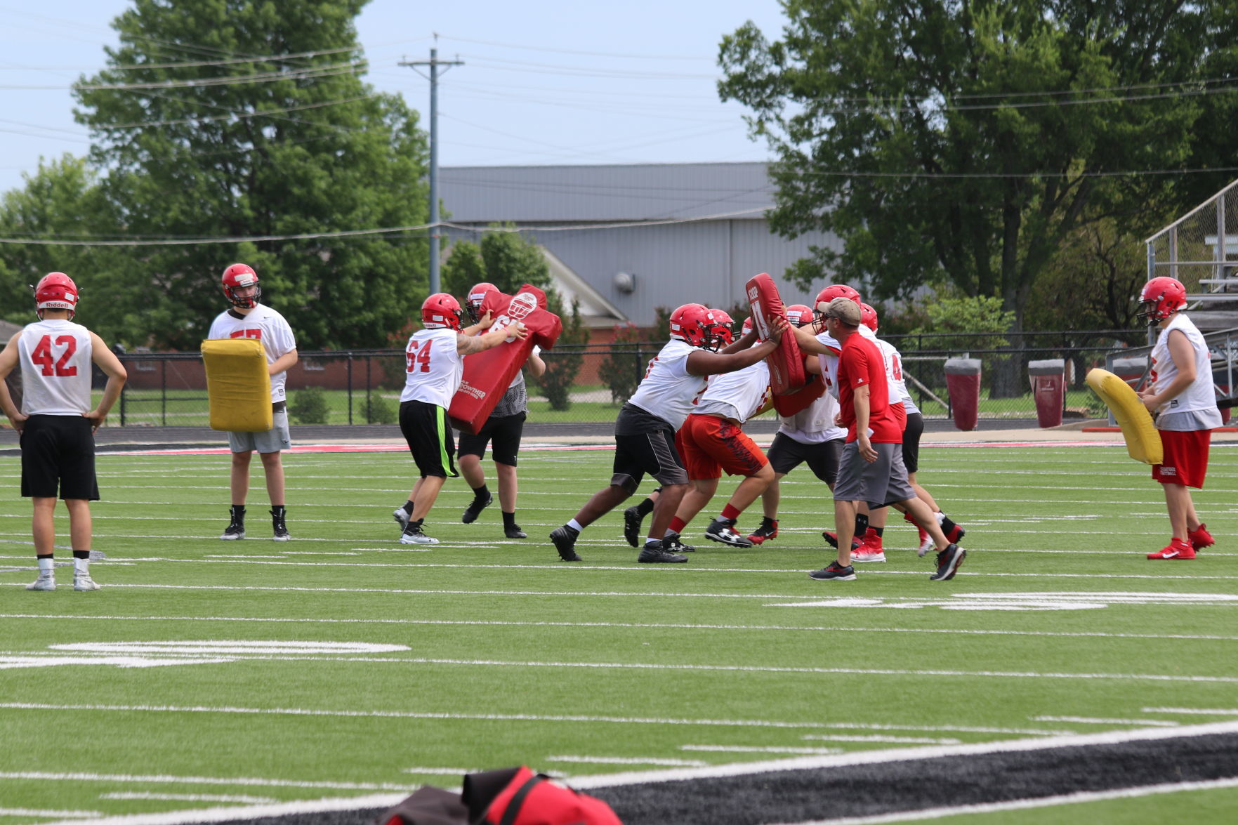 Bulldogs start practice